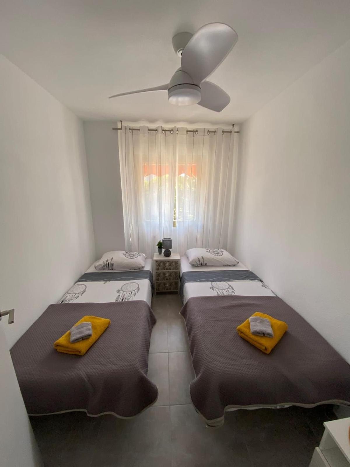 Apartamento Paradise Solo Familias Гандия Екстериор снимка